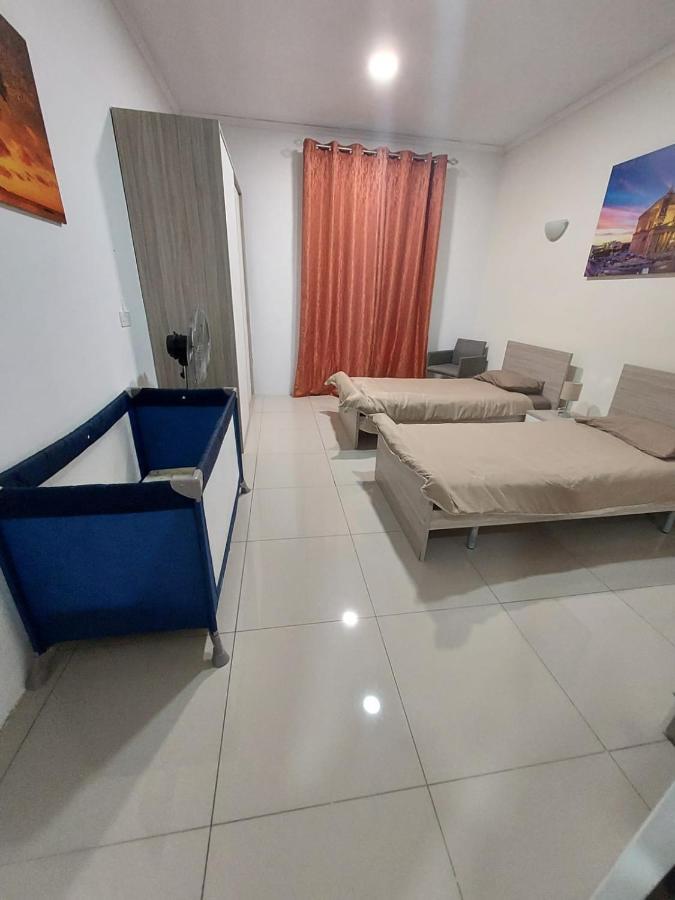 Sea View Large Valletta Appartment المظهر الخارجي الصورة