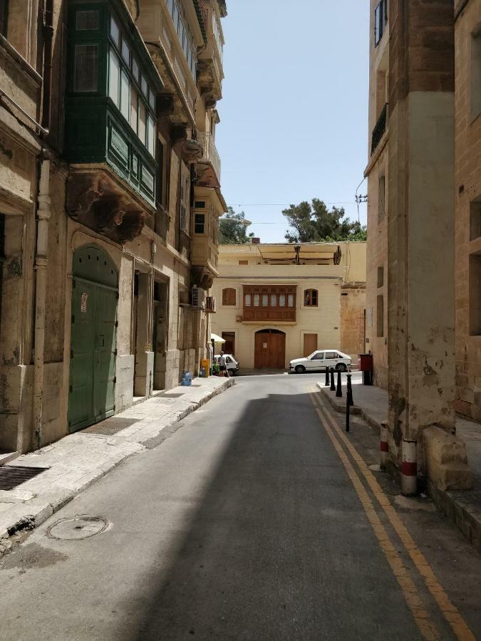 Sea View Large Valletta Appartment المظهر الخارجي الصورة